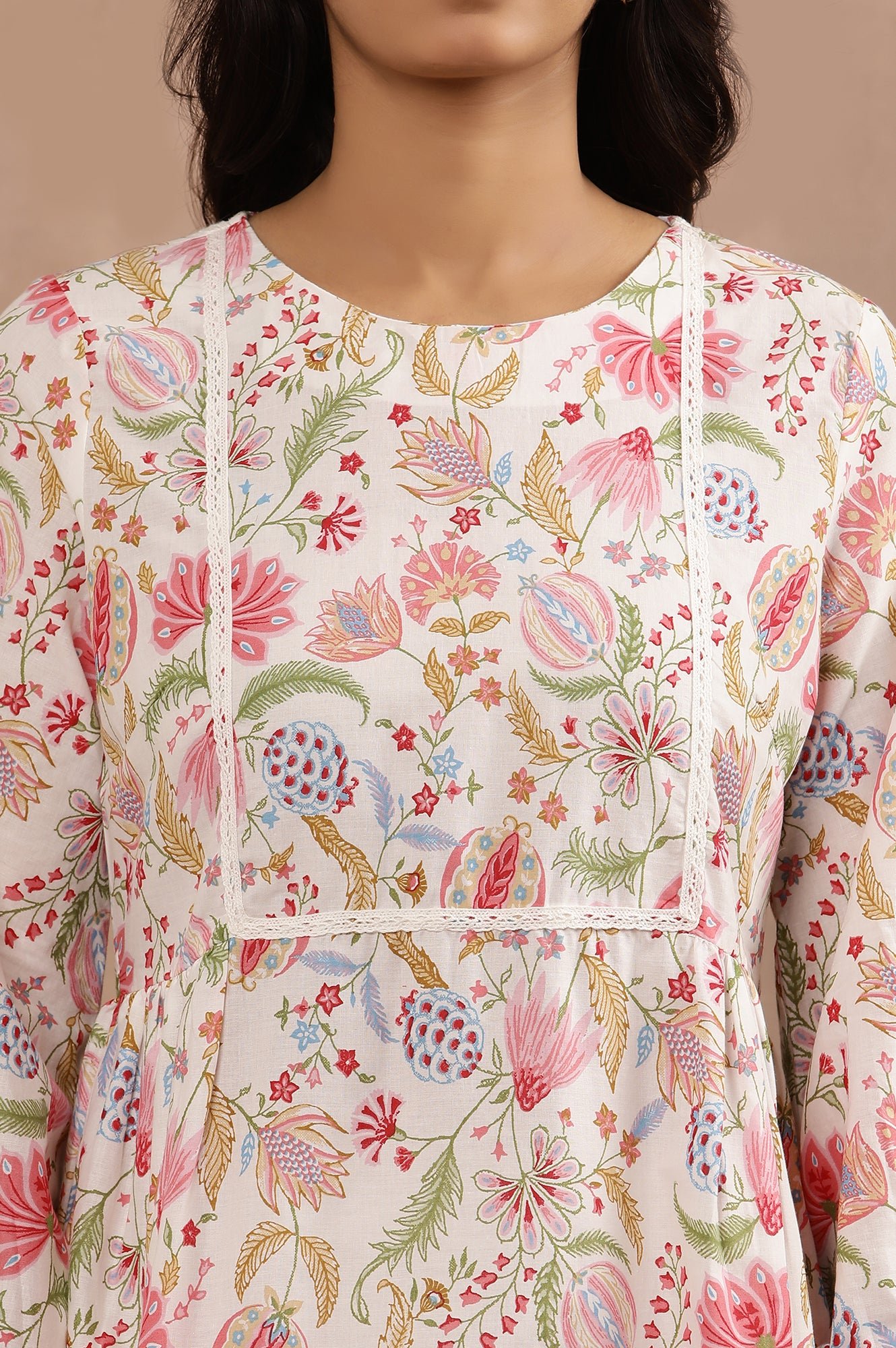 White Floral Printed Pure Cotton Top And Parallel Pants Set - Image 4